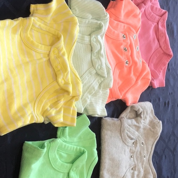 Carter’s Newborn - Picture 4 of 5